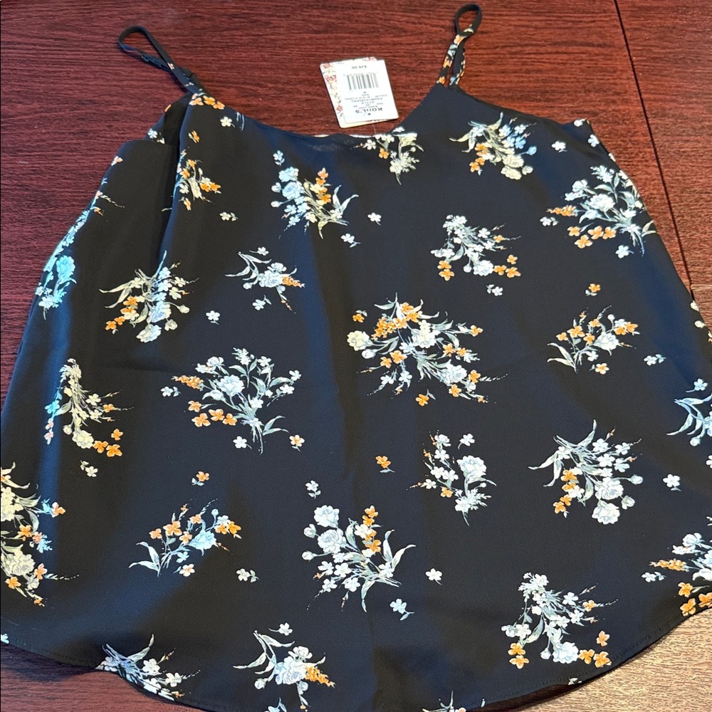 NWT Floral Black Sleeveless Top Medium